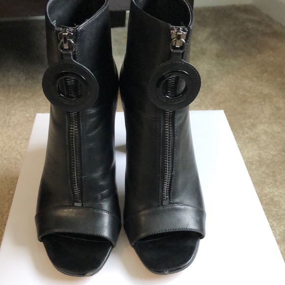 Calvin Klein Shoes - Calvin Klein Minda Leather Booties Size 6